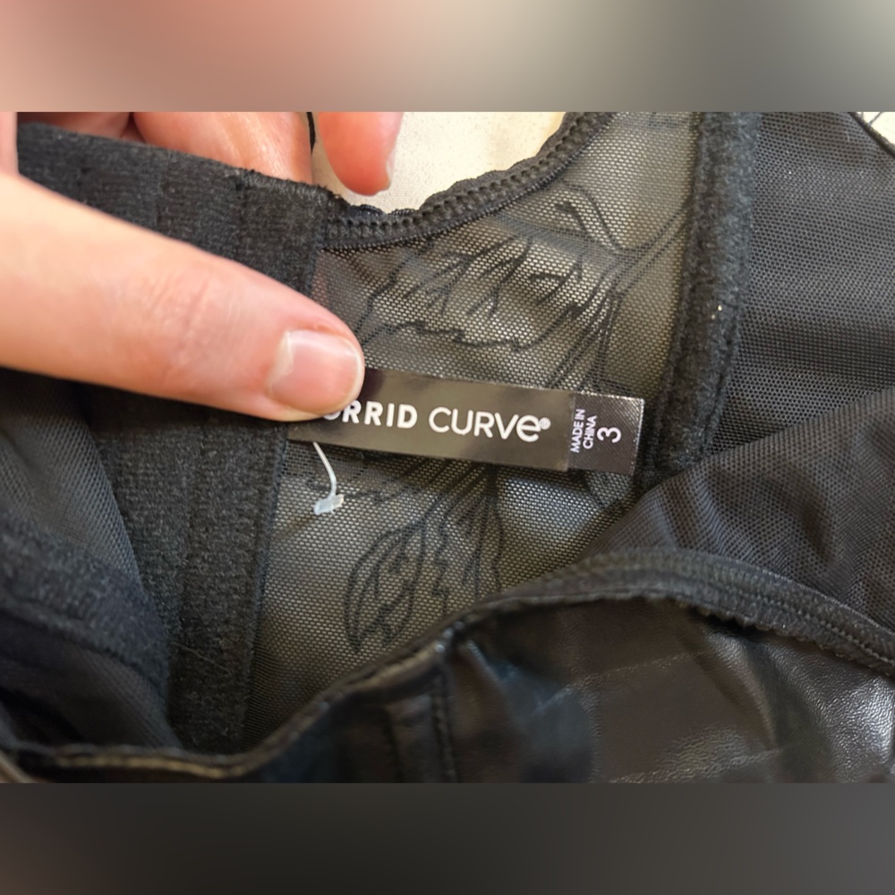 3x Torrid Bustier - Picture 4 of 4